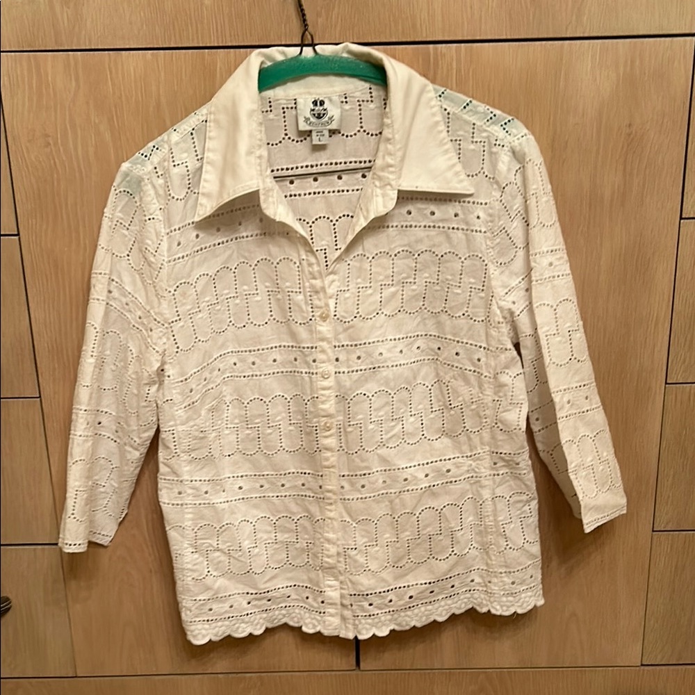 White Relaxed Button Down Blouse with Notched Collar